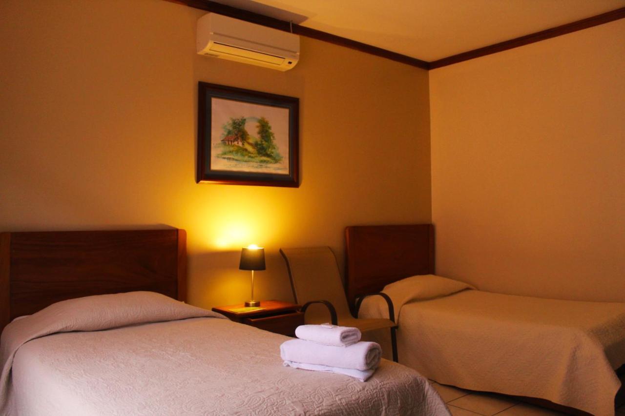 Hotel Guadalupe Tilarán Kültér fotó