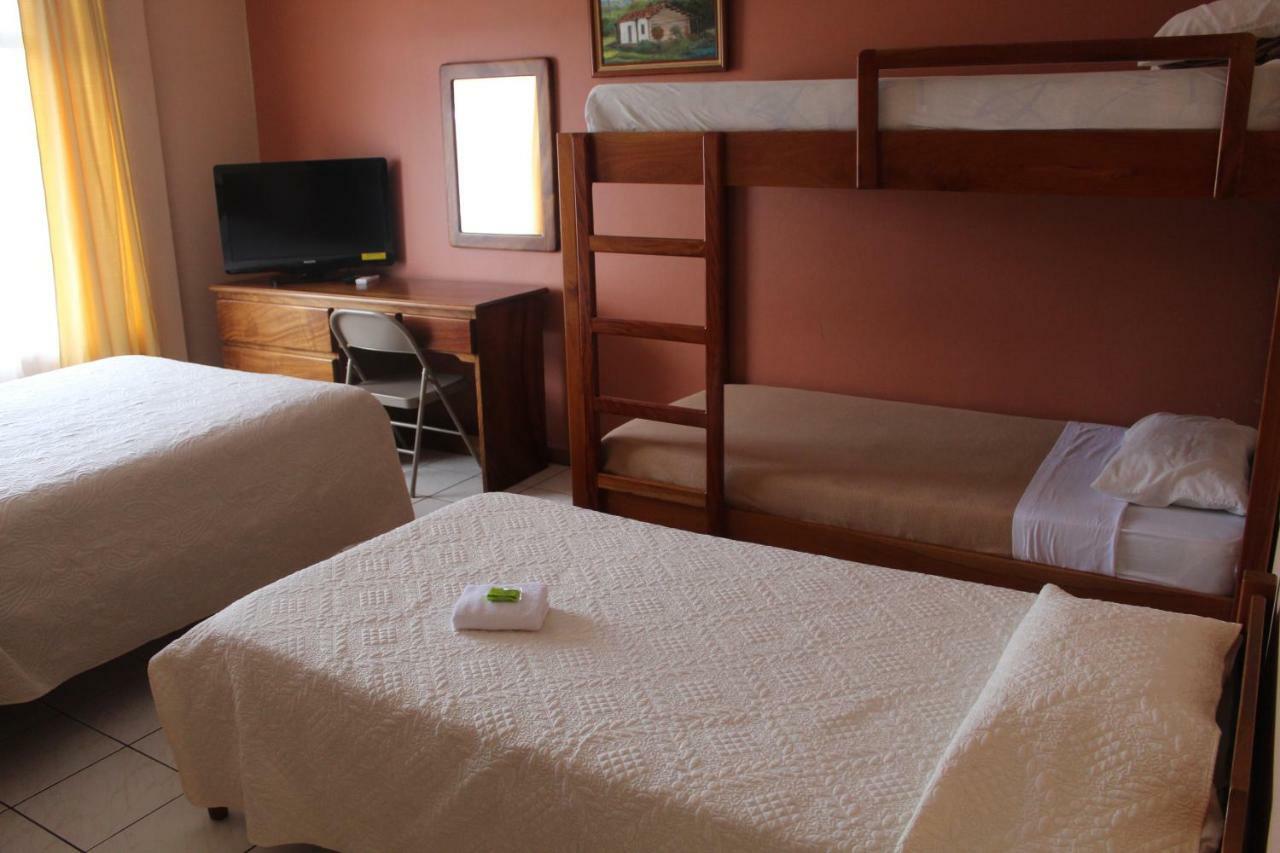 Hotel Guadalupe Tilarán Kültér fotó
